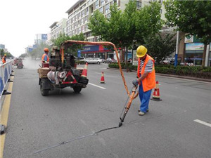 瀝青道路灌縫膠