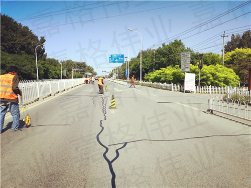 路面自粘裂縫貼